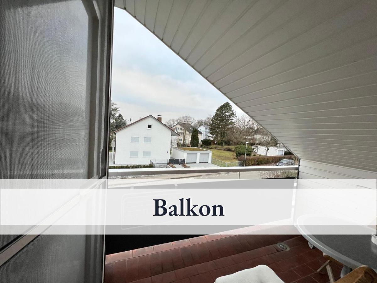 Grosse Moderne Ferienwohnung In Bester Bodenseelage L 1 Minute Zum Bodensee L 3 Zimmer L Vollausgestattete Kueche L Sonnenbalkon L Wlan L Willkommen Im Apartment Mettnau رادولفزيل ام بوندنز المظهر الخارجي الصورة